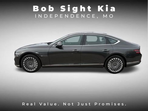 Used 2024 Genesis G80 image 6