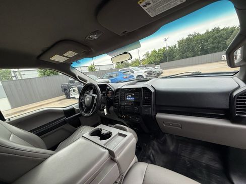 Used 2016 Ford F150 XL w/ Equipment Group 101A Mid RWD image 17