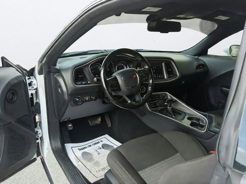 Used 2022 Dodge Challenger GT RWD image 18