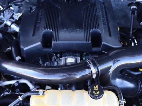 Used 2018 Ford F150 Lariat AWD/4WD image 11