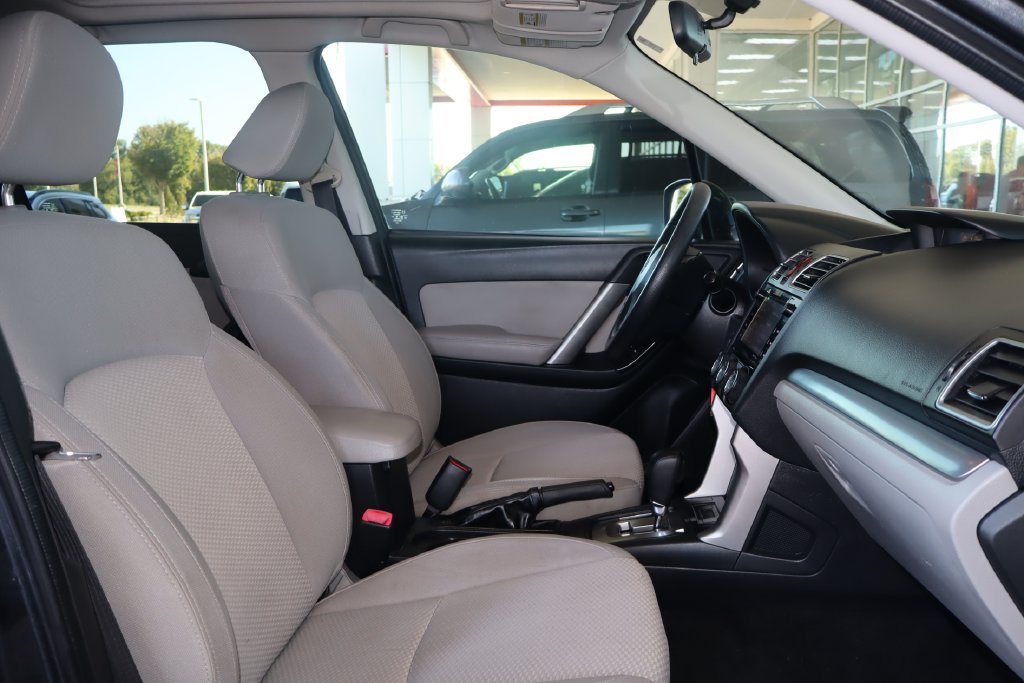 Used 2016 Subaru Forester 2.5i Premium AWD/4WD image 38