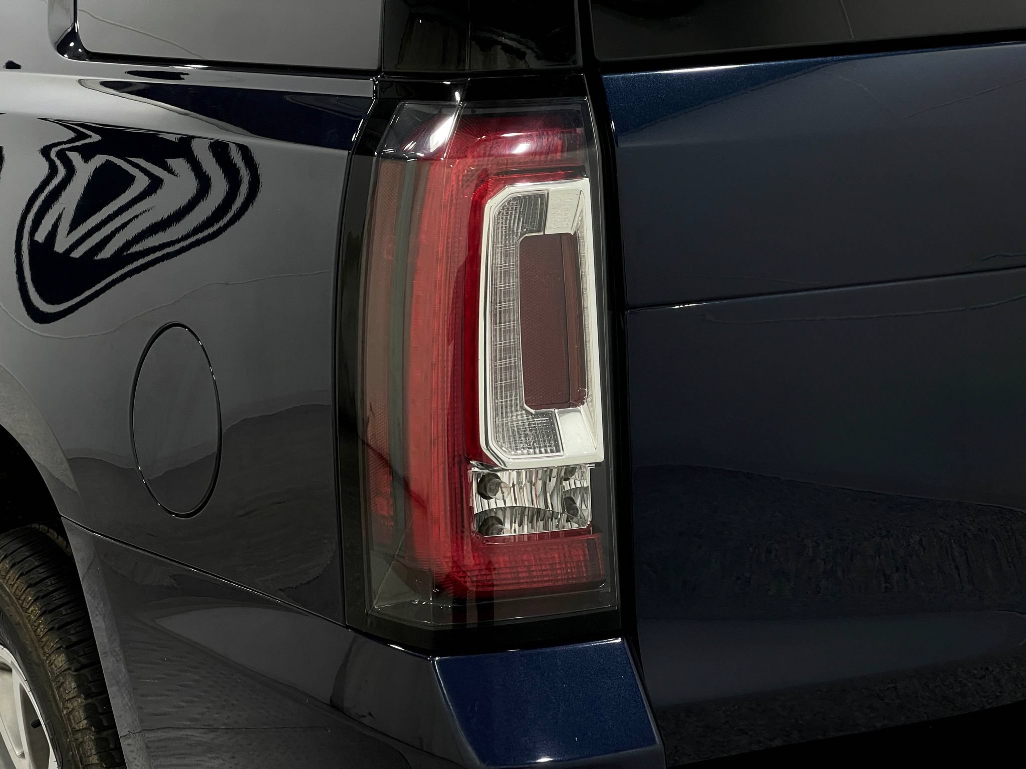 Used 2018 GMC Yukon Denali AWD/4WD image 35