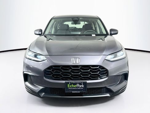 Used 2025 Honda HR-V LX image 2