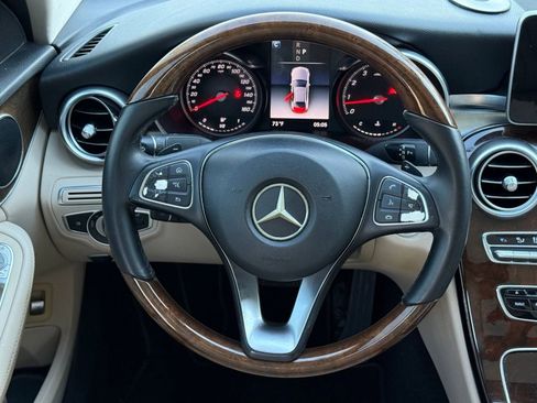 Used 2018 Mercedes-Benz C 300 Sedan image 15