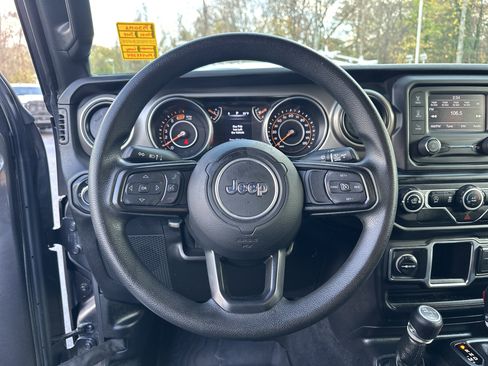 Used 2021 Jeep Wrangler Unlimited Sport image 28