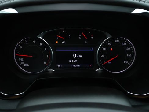 Used 2024 Chevrolet Blazer LT w/ Convenience Package FWD image 16