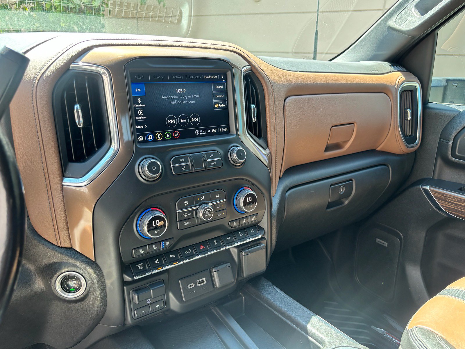 Used 2021 Chevrolet Silverado 2500 High Country w/ Z71 Off-Road Package AWD/4WD image 21