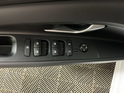 New 2026 Hyundai Elantra SE FWD image 19
