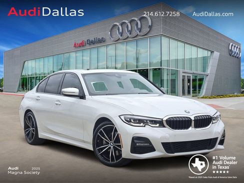 Used 2022 BMW 330i xDrive Sedan w/ M Sport Package AWD/4WD image 1