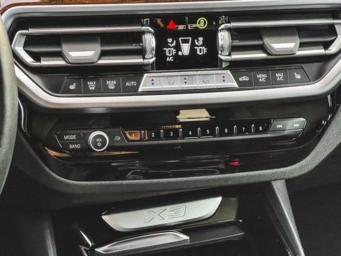 Used 2023 BMW X3 xDrive30i w/ Premium Essential Package image 18