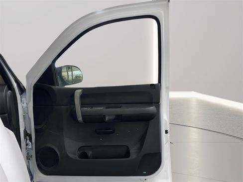 Used 2008 Chevrolet Silverado 1500 LT image 11