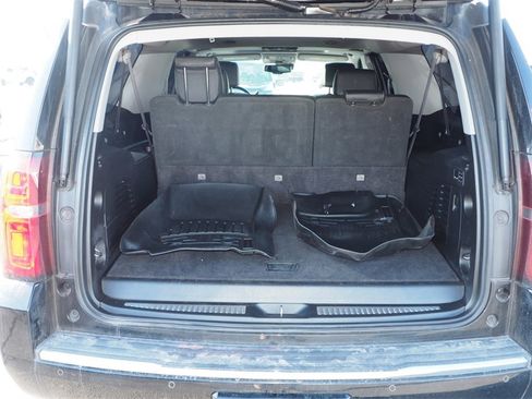 Used 2017 Chevrolet Suburban Premier image 17