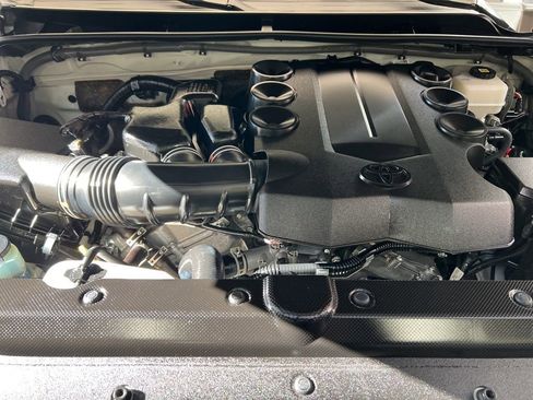 Used 2023 Toyota 4Runner SR5 Premium w/ Moonroof Package image 24