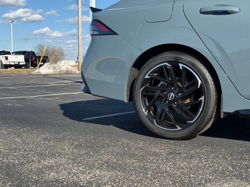 New 2026 Nissan Sentra SR w/ SR Premium Package image 35