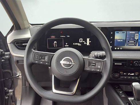 New 2026 Nissan Kicks SV FWD image 14
