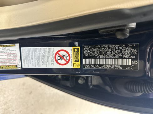 Used 2014 Lexus ES 350 w/ Luxury Package FWD image 35