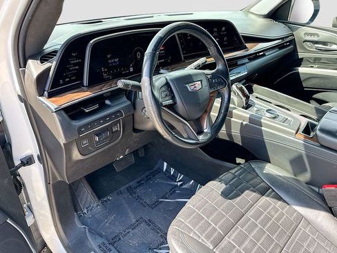 Used 2021 Cadillac Escalade ESV Sport Platinum AWD/4WD image 17