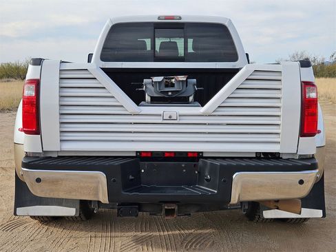 Used 2012 Ford F350 Lariat w/ Chrome Pkg image 6