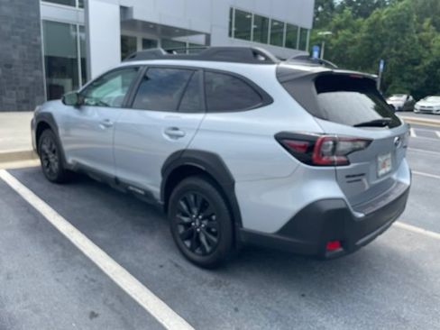 Used 2024 Subaru Outback Onyx Edition AWD/4WD image 5