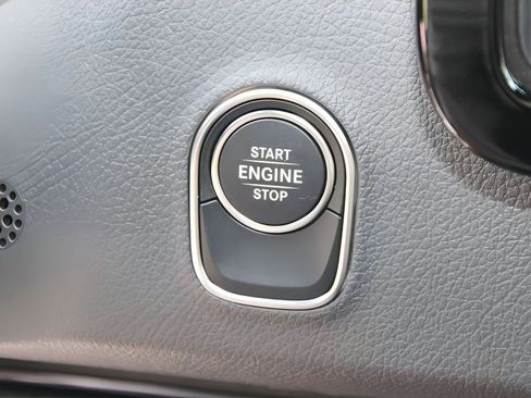 New 2025 Mercedes-Benz Sprinter 2500 image 24