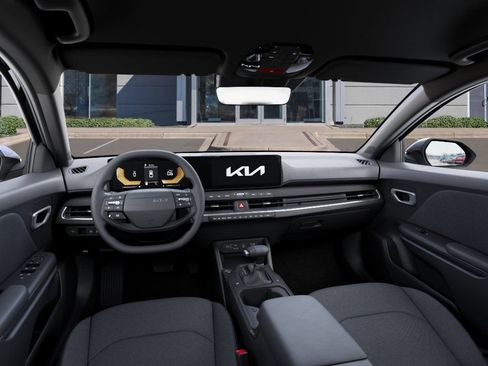 New 2026 Kia K4 FWD image 17
