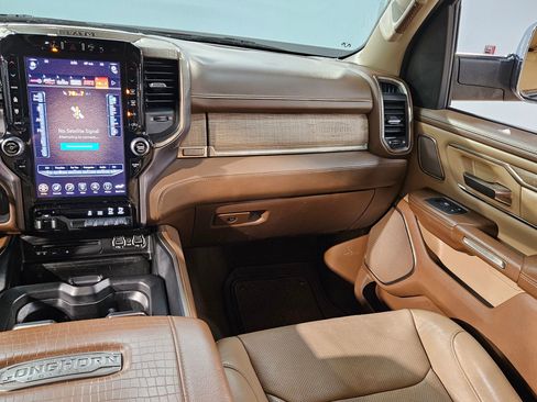 Used 2019 RAM 1500 Limited image 11