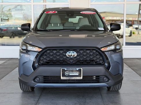 Used 2022 Toyota Corolla Cross L FWD image 4
