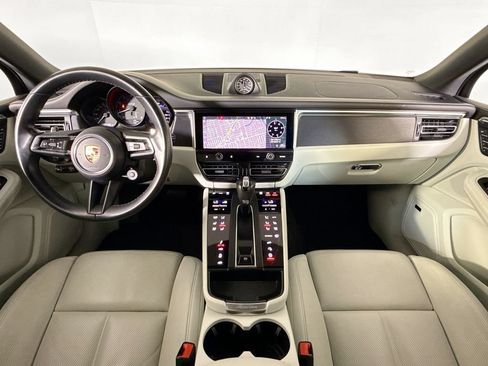 Certified 2024 Porsche Macan GTS AWD/4WD image 11