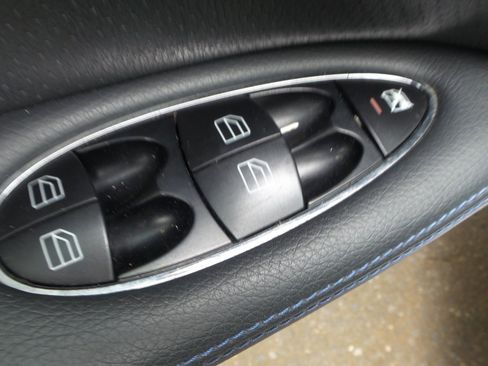 Used 2006 Mercedes-Benz E 350 Sedan image 64