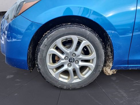 Used 2017 Toyota Yaris iA image 14