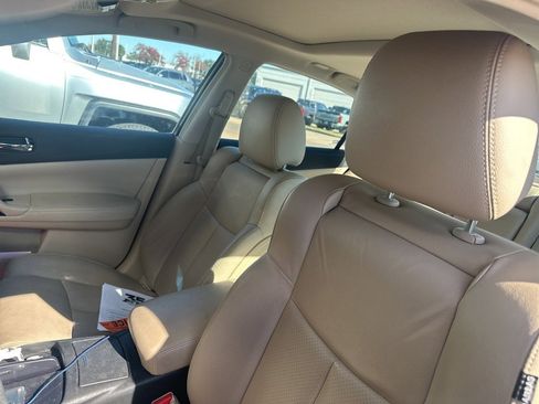 Used 2012 Nissan Maxima 3.5 SV w/ Cold Pkg image 2