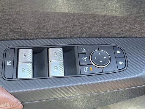 New 2026 Mitsubishi Outlander SEL image 12