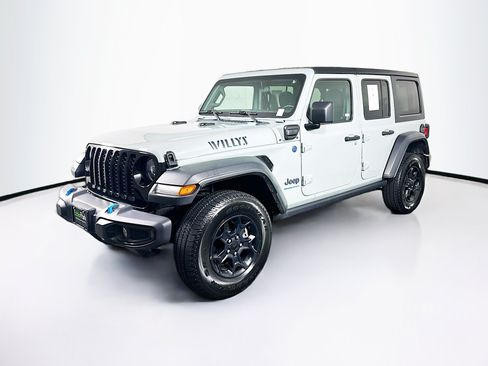 Used 2023 Jeep Wrangler Unlimited w/ Cold Weather Group AWD/4WD image 3