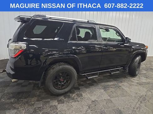 Used 2021 Toyota 4Runner SR5 Premium w/ Moonroof Package AWD/4WD image 3