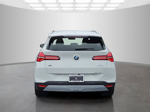 Used 2026 BMW X3 xDrive30 w/ Premium Package image 5