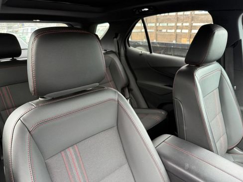 Used 2023 Chevrolet Equinox RS AWD/4WD image 13