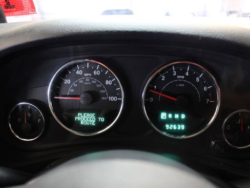 Used 2013 Jeep Wrangler Unlimited Sahara w/ Connectivity Group AWD/4WD image 7