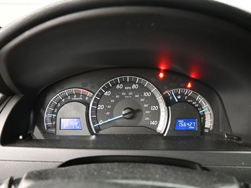 Used 2014 Toyota Camry SE image 10