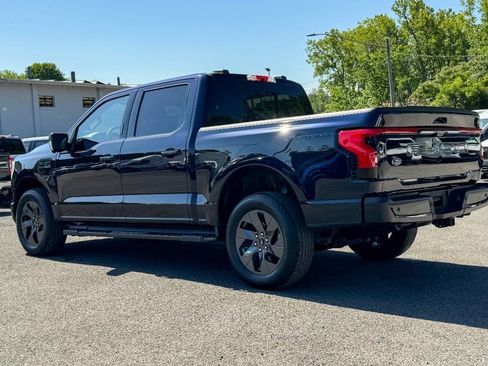 Used 2022 Ford F150 Lightning Lariat AWD/4WD image 5