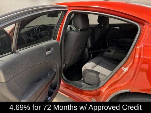 Used 2021 Dodge Charger SXT w/ Blacktop Package RWD image 11