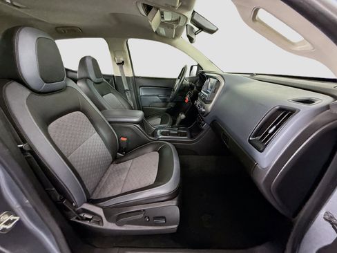 Used 2018 Chevrolet Colorado Z71 image 28