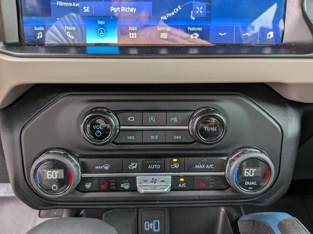 Used 2023 Ford Bronco Wildtrak AWD/4WD image 23