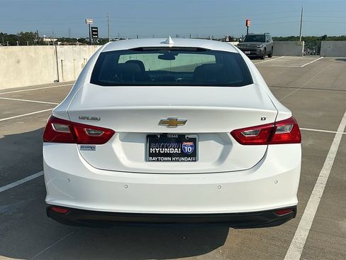 Used 2024 Chevrolet Malibu LT FWD image 11