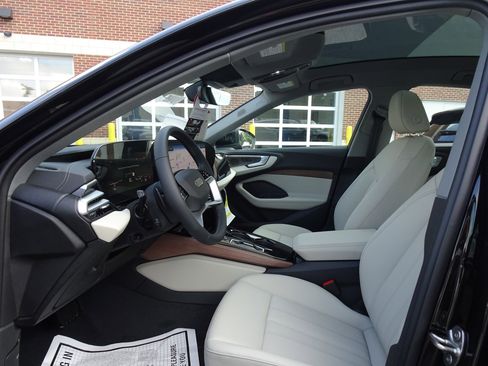 New 2025 Audi A5 2.0T Premium Plus image 4