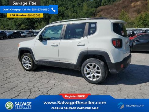 Used 2017 Jeep Renegade Latitude AWD/4WD image 3