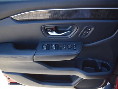 Used 2023 Honda Pilot Elite image 22