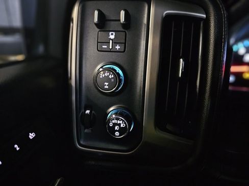 Used 2018 GMC Sierra 3500 Denali w/ Duramax Plus Package image 39