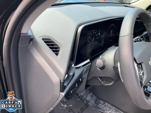 Used 2025 Kia Niro Wave FWD image 19