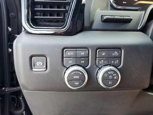 New 2026 GMC Sierra 1500 AT4 w/ AT4 Premium Package AWD/4WD image 31