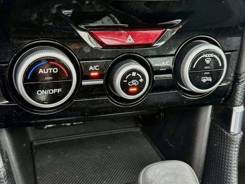 Certified 2024 Subaru Forester Premium AWD/4WD image 17